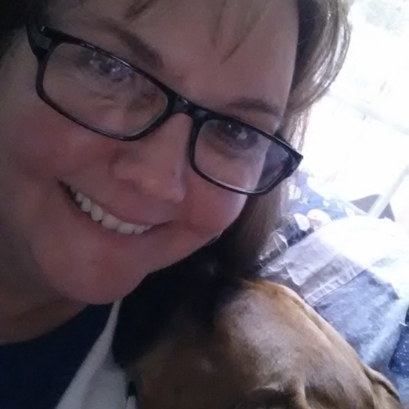 Meet your Posher, Christina - Picture 1 of 1